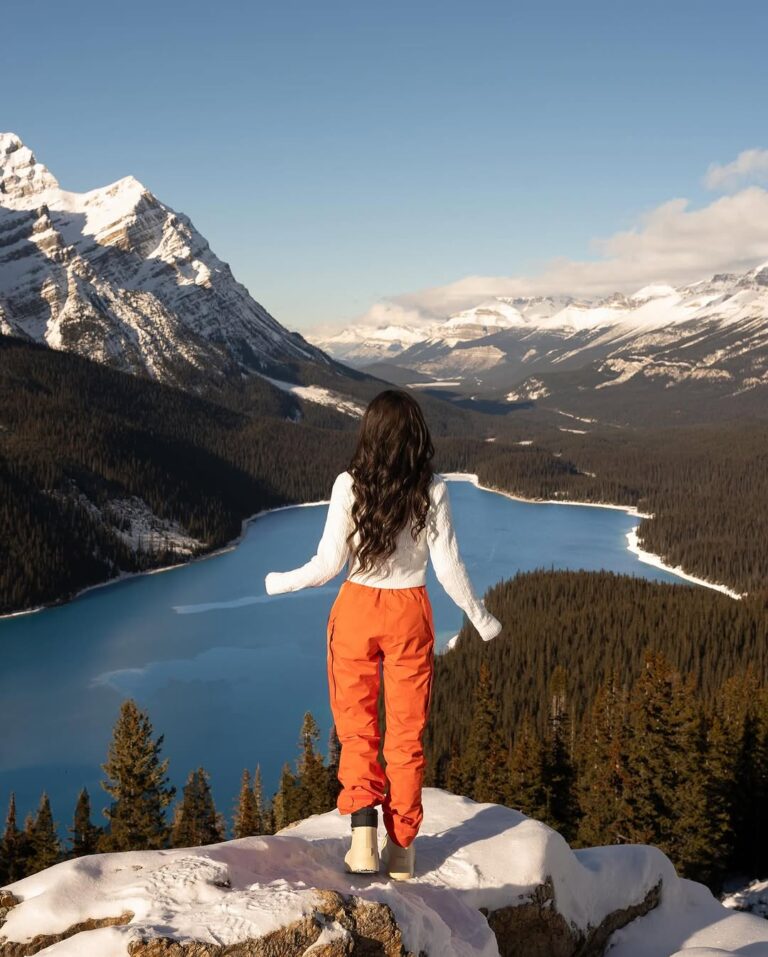 Solo travel in canada