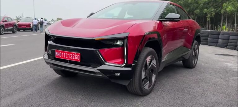 Mahindra EV